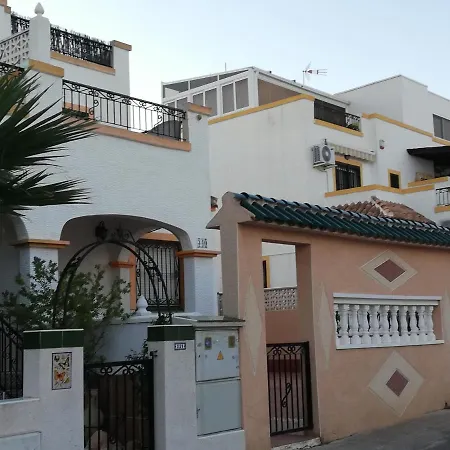 Nyaraló 3 Bed House W Private Pool And Bar In Dream Hills *