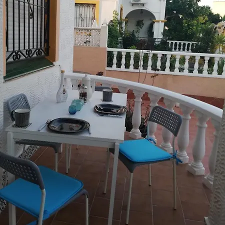 Nyaraló 3 Bed House W Private Pool And Bar In Dream Hills Torrevieja